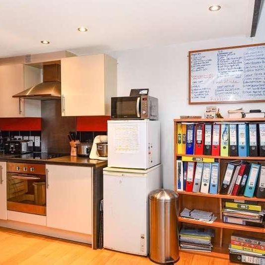 Holyoake Hall, Holyoake Road, OX3 - Photo 1