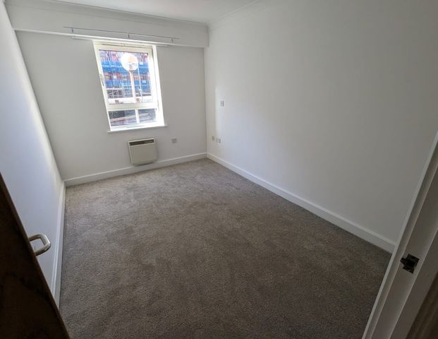 2 Bed Flat, Millsands, S3 - Photo 1