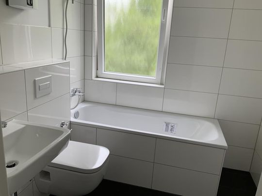Schöne 3 Zimmerwohnung mit neuem Badezimmer - Photo 1