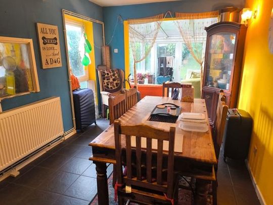 3 bedroom semi-detached house to rent - Photo 1