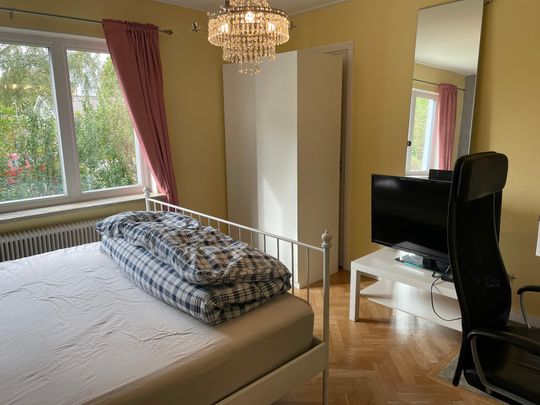 Ebba Brahes väg, Sollentuna - Photo 1