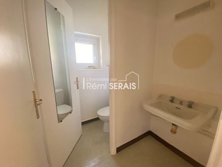 Location Appartement 3 pièces 73m² - Photo 2