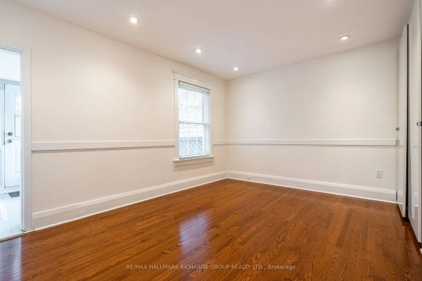 Detached Home For Lease | E9036091 - Photo 1