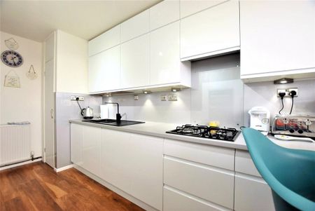 2 bedroom apartment to rent - Photo 5