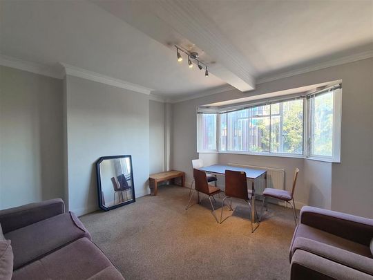 3 bedroom apartment to rent - Photo 1