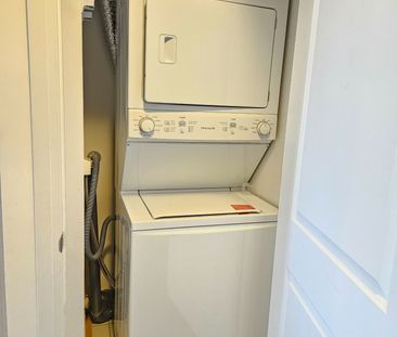 For Lease - 55 Oneida Crescent Unit# 1105, Richmond Hill, Ontario - Photo 2