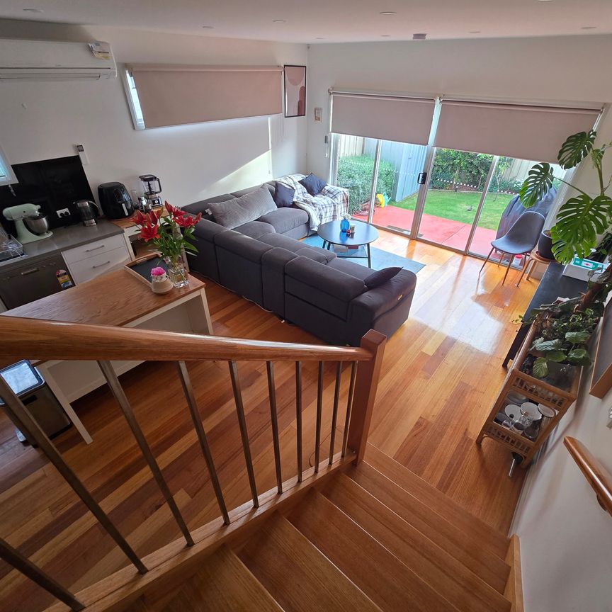 Oakleigh East - Photo 1