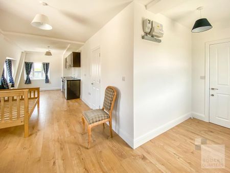 Studio to rent - Photo 2