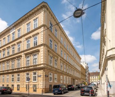 *** ab 1.12.25 gut aufgeteilte 2 Zimmer Altbau Wohnung in bester La... - Photo 2