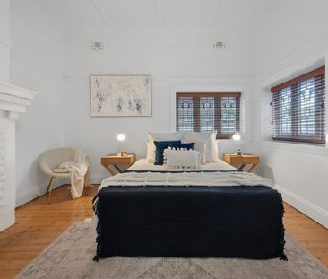 Charming & Well Located - Photo 4