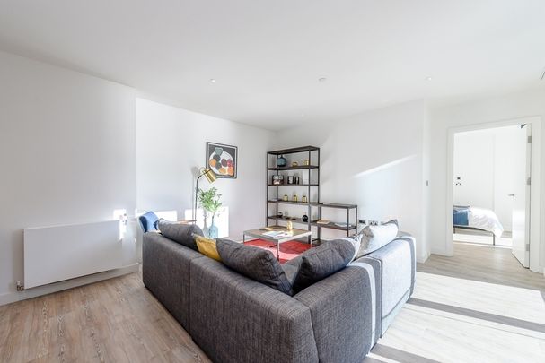 2 bedroom apartment to rent - Photo 1