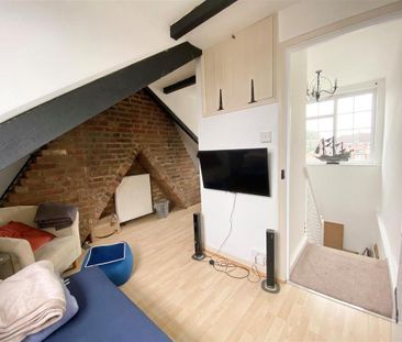 2 bedroom terraced house to rent - Photo 2