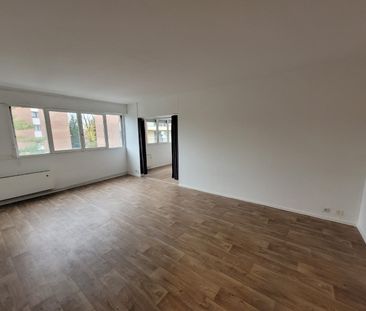 Location Appartement 2 pièces 43m² LENS 62300 - Photo 4