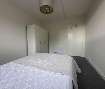 Oxhay View, Newcastle, ST5 - Photo 5