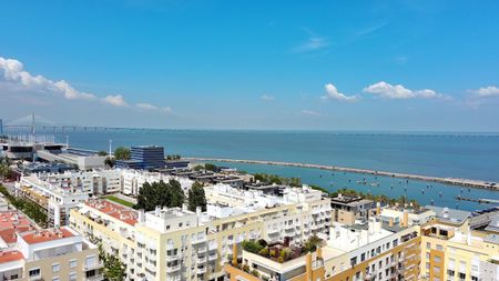 Loja transformada em Apartamento T2 para Arrendamento no Parque das Nações - Photo 4