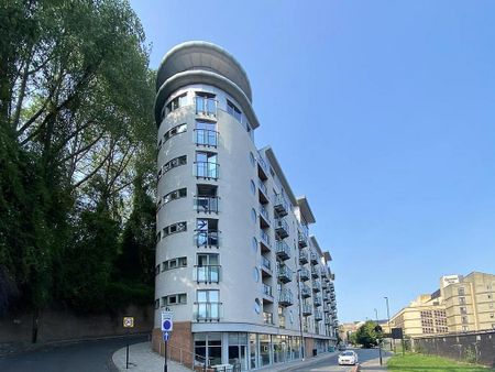 2 bedroom apartment to rent - Photo 2