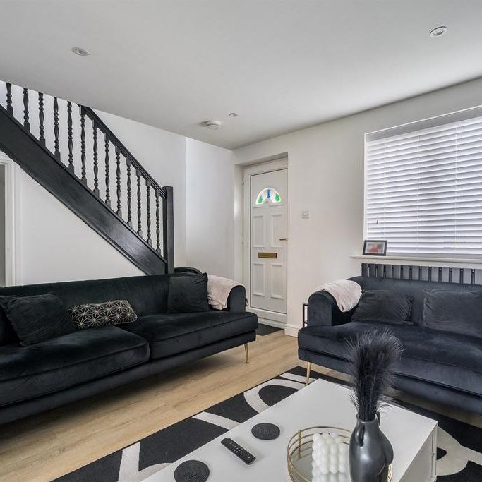 2 bedroom semi-detached house to rent - Photo 1