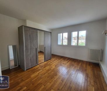 Location Appartement 4 pièces 111m² BEAUVAIS 60000 - Photo 4