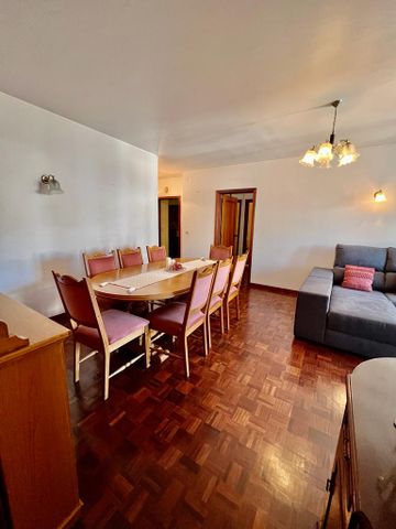 Apartamento com 3 Quartos | Rua do Til | Funchal - Photo 2