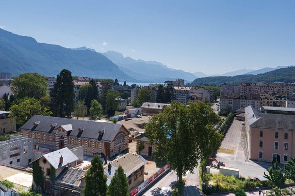 Location Appartement 3 pièces Meublé 74m² ANNECY 74000 - Photo 1