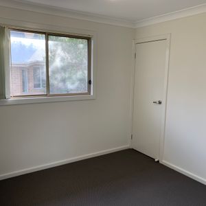 6/15-19, Orth Street, Kingswood - Photo 2