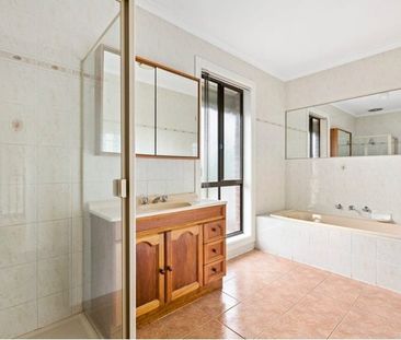 Ideal for Comfortable Living - Photo 6