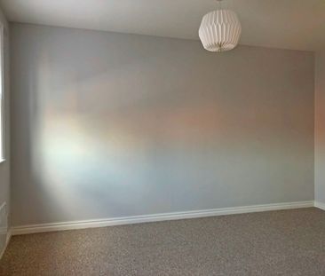 1 Bed Flat, Old Kent Road, SE1 - Photo 2