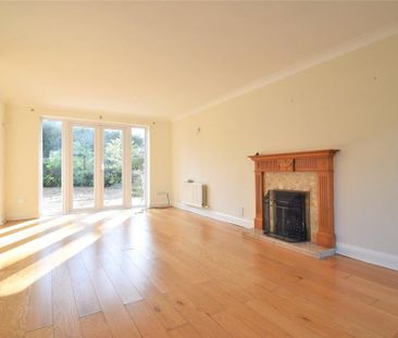 4 bedroom detached house to rent - Photo 1