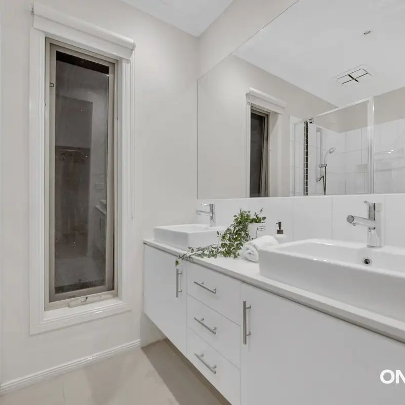 18 Ionian Way, Point Cook VIC 3030 - Photo 1