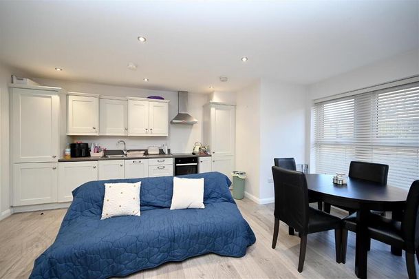Apt 2, 130 Stranmillis Road, Belfast, BT9 5LW - Photo 1