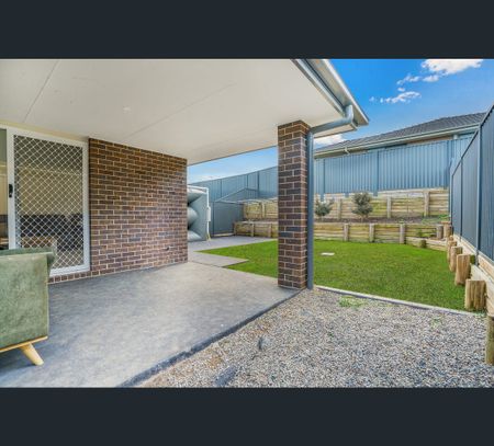 12a Mapplewell Circuit, Farley, NSW 2320 - Photo 4