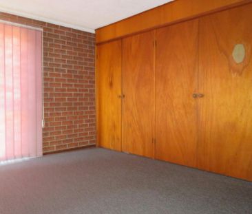 SHORT STROLL TO CBD! - Photo 5