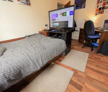 4 bedroom house to rent - Photo 3