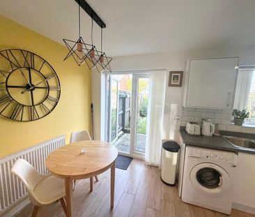3 bedroom link detached house to rent - Photo 6