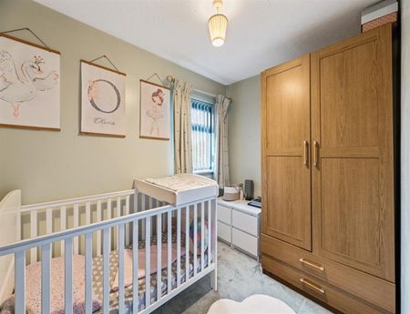 4 Bedroom Detached To Let - Photo 5