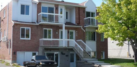 4 ½ à louer, fraîchement rénové, Terrebonne_ Accès sans marches - Photo 2