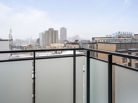 Nuberri Rental Apartments in Ville-Marie, Quartier Latin and Quartier des spectacles - Photo 5