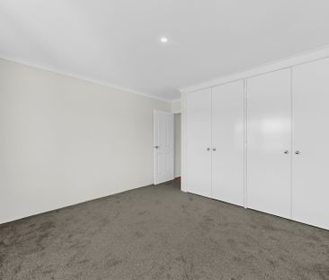 Welcome to your newly renovated home! - Photo 5