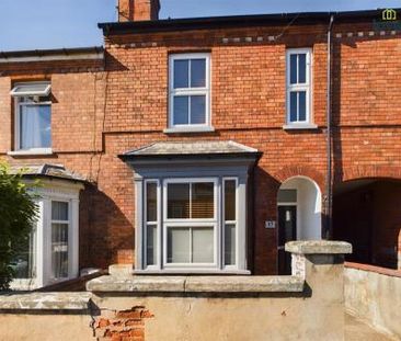 6 bedroom Town house To Let - Photo 4