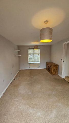 3 bedroom terraced house to rent - Photo 2