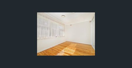 Stunning Family Residence - Photo 5