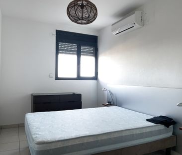 Location Appartement 3 pièces 58m² ST PIERRE 97410 - Photo 4