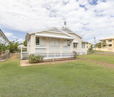 99 The Strand, North Ward - Photo 1