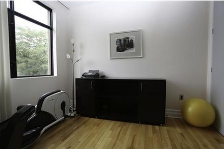 260 Besserer St - Photo 2