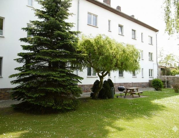 Moderne 3-Zimmer-Wohnung mit EBK, Gartennutzung und Umzugsbonus - Foto 1