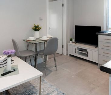 1 Bed Flat, Derby Road, CR0 - Photo 2