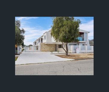 Ground Floor Modern Apartment! - Photo 2