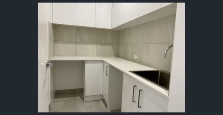 TOWNHOUSE BY THE BEACH - Photo 4