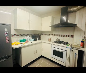 2 Bed Semi-Detached House, Morse Road, M40 - Photo 4