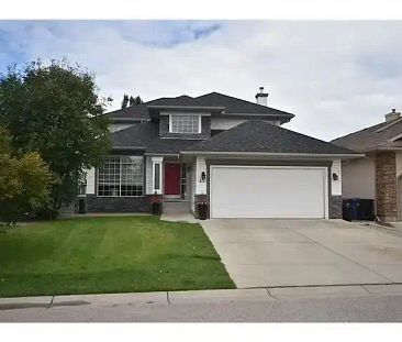 Executive walkout basemen 5 bedrooms house in Valley Ridge back to Golf course | 45 Valley Meadow Gardens Northwest, Calgary - Photo 1